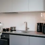 Kotzebue - Kalamaja 2-room With Large Terrace - Urban Drama For Four Korter Tallinn