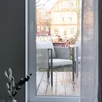 Kotzebue - Kalamaja 2-room With Large Terrace - Urban Drama For Four * Tallinn