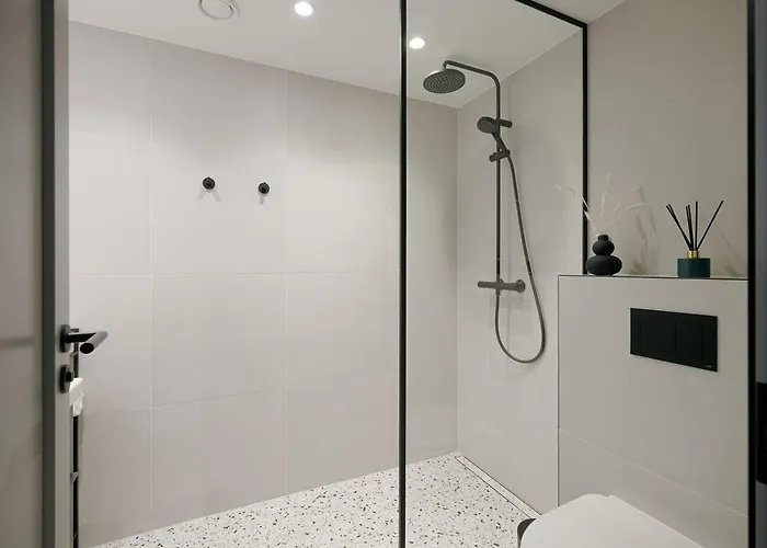 Kotzebue - Kalamaja 2-room With Large Terrace - Urban Drama For Four Апартаменти