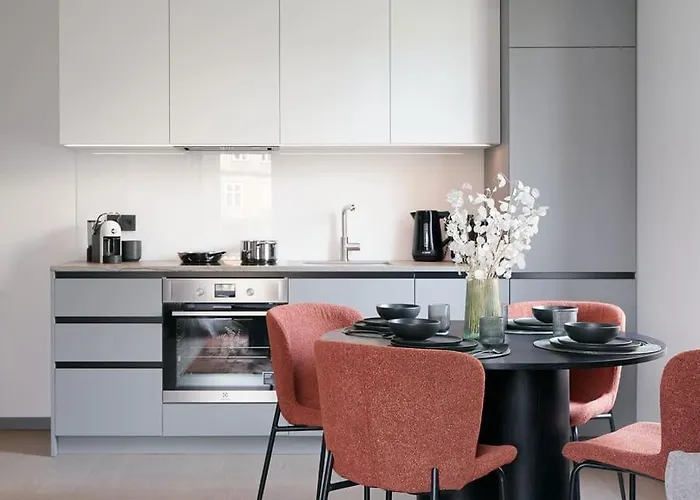 Kotzebue - Kalamaja 2-room With Large Terrace - Urban Drama For Four *