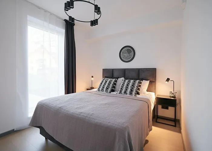 Apartman Kotzebue - Kalamaja 2-room With Large Terrace - Urban Drama For Four *